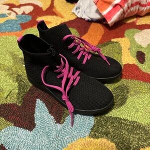 Stylish Black and Pink Kid’s Sneakers